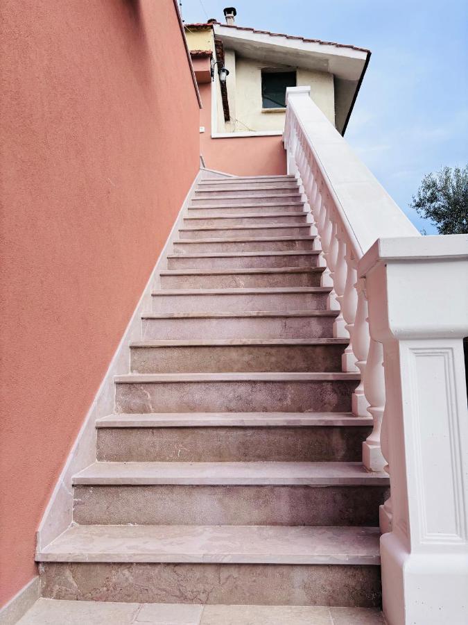 Villa Raffaele Trani Luaran gambar